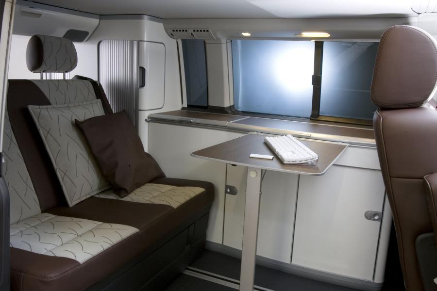Интерьер Volkswagen California NoLimit Concept (T5) 2006 года  (фото 6 из 7)